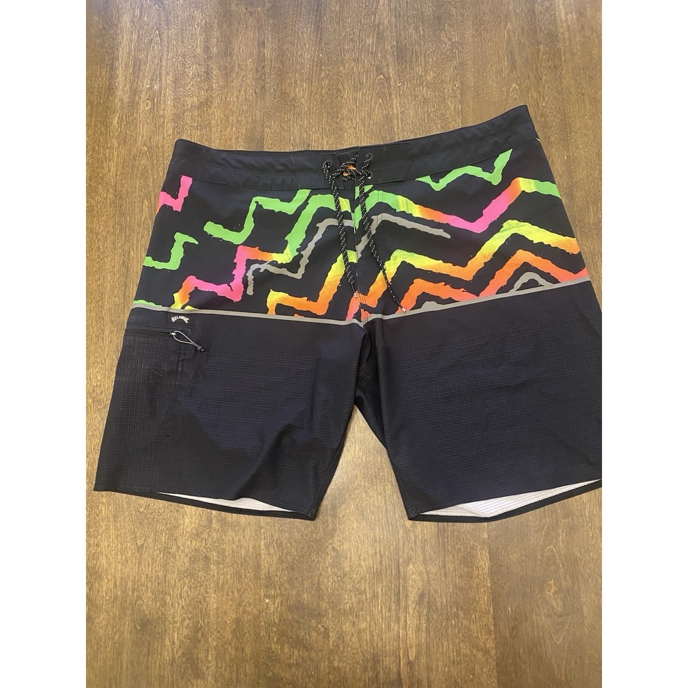 Billabong Sundays Airlite Board Shorts - Mens 38 Black / Multi 19" Outseam